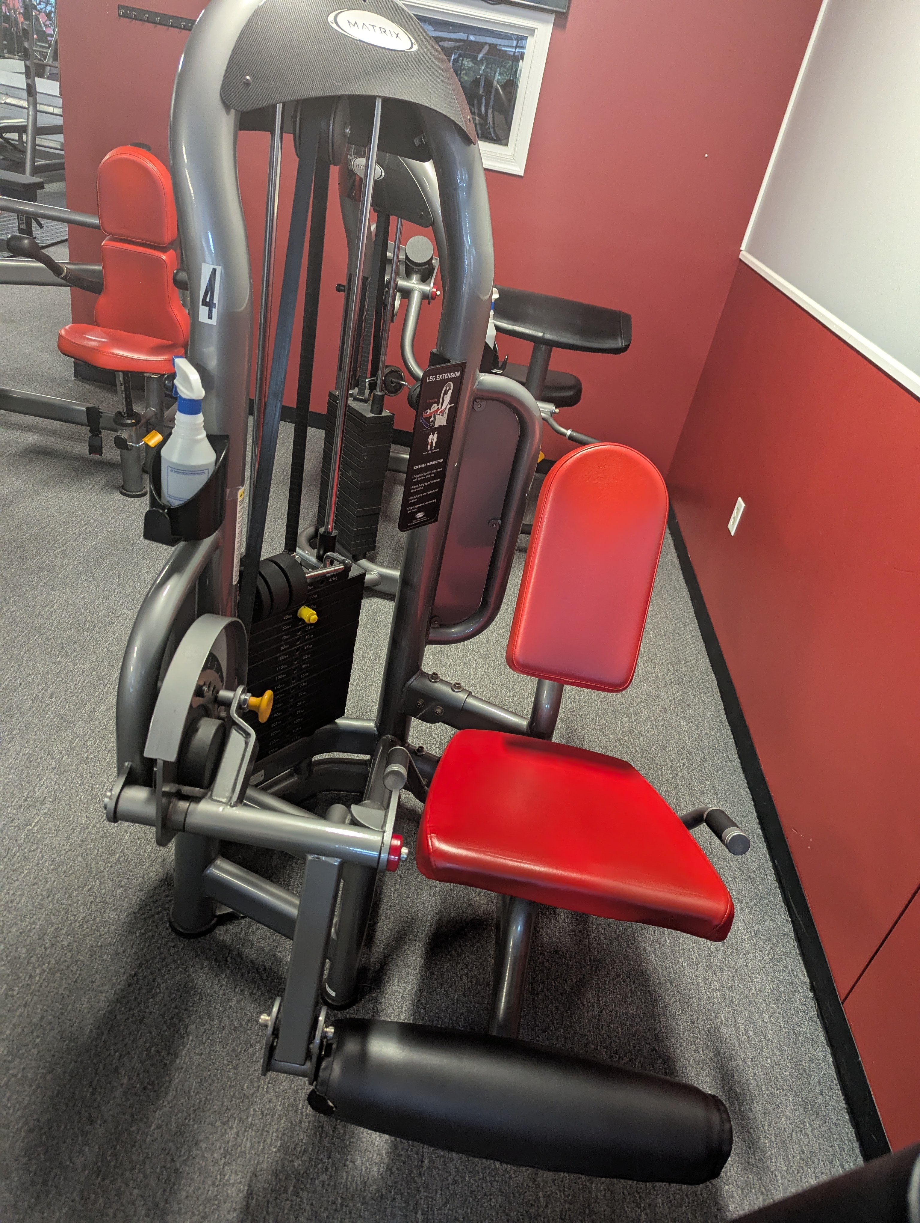 Leg machine